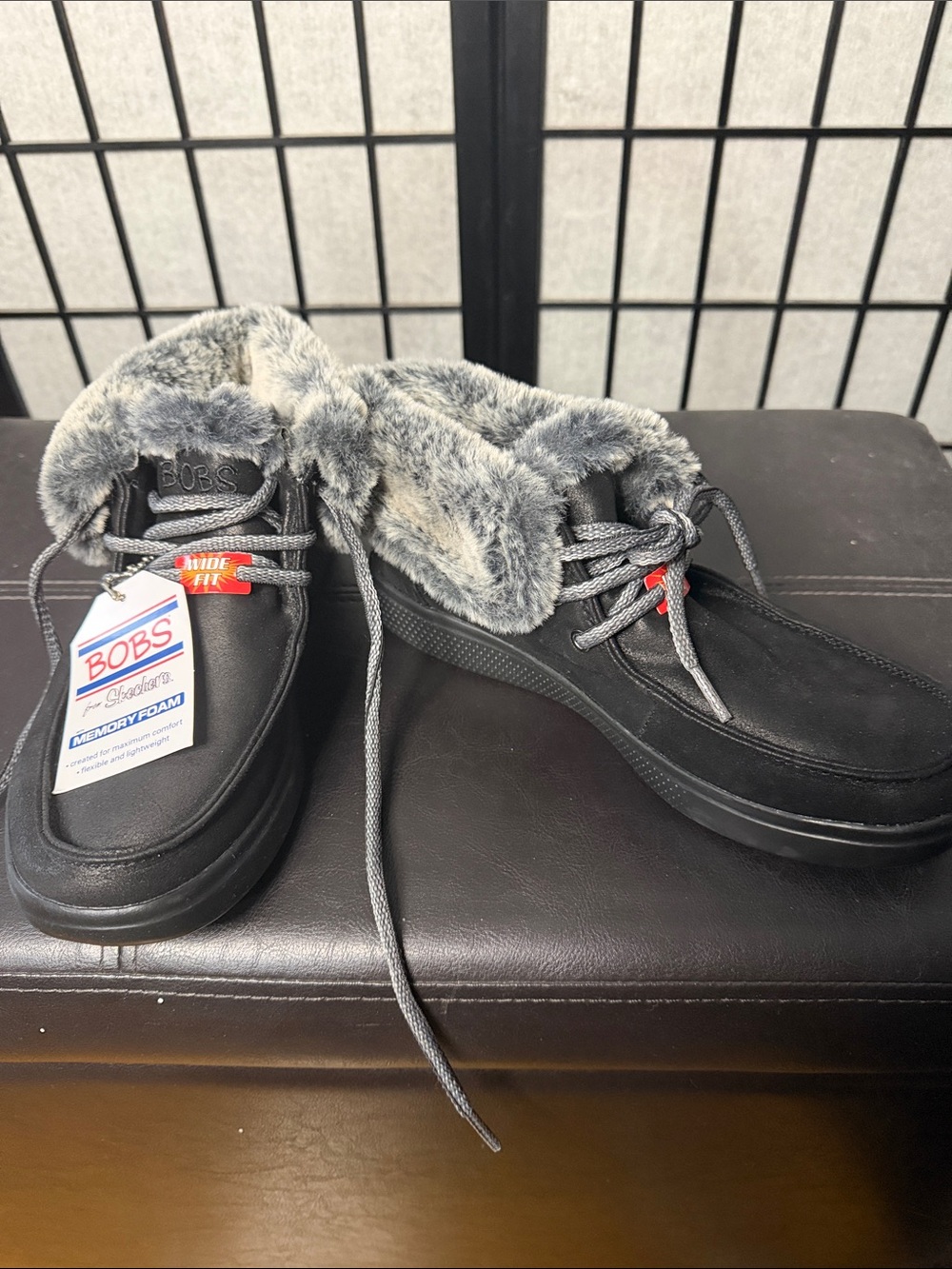 Women’s Faux Fur Booties From BOBS From Skechers Size 7 Wide in Black